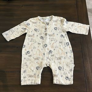 Elegant Baby Organics 6-9 month outfit